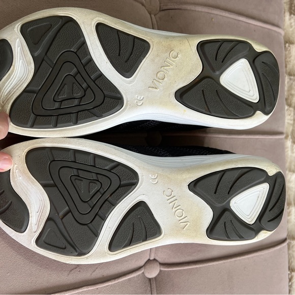 Vionic Black and Gray Sneakers - Picture 5 of 16